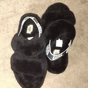 UGG